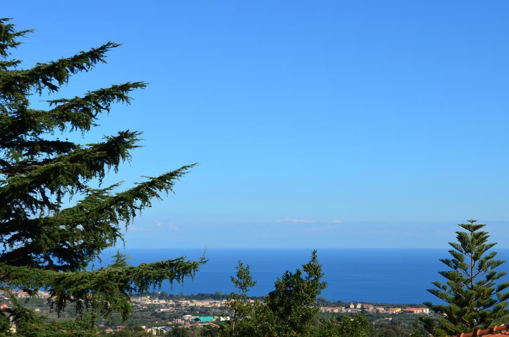 Frasteva Villa Aci Castello Exterior photo